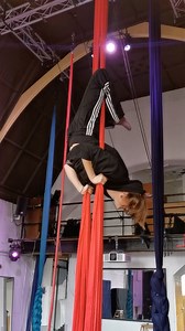 2K views | The sound that plays in my head before I land a new trick…露‍♀️ #aerialist #aerialists #aerialistsofig #aerialistsofinstagram #aerialistintraining #aerialsilks #aerialistlife #aerialista | Aerial Cirque | Facebook