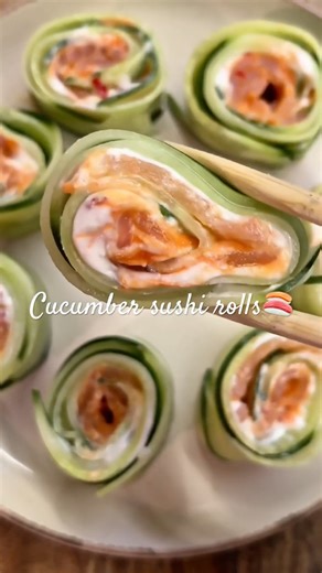 Easy Christmas Low Carb Appetizer | Cucumber Sushi Rolls
