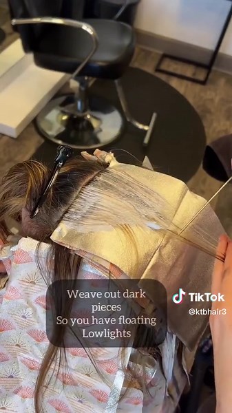 How to Color Roots and Highlights Simultaneously | Hair Coloring Tutorial