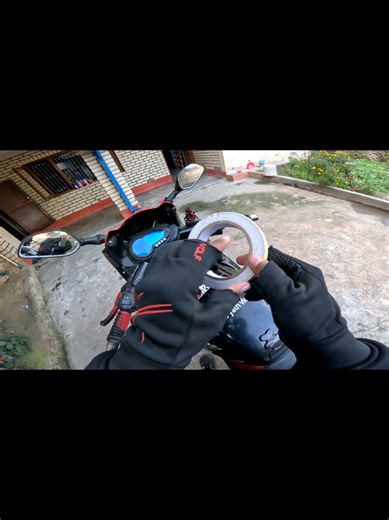 How to Attach a Phone on a Meter for Your Bike