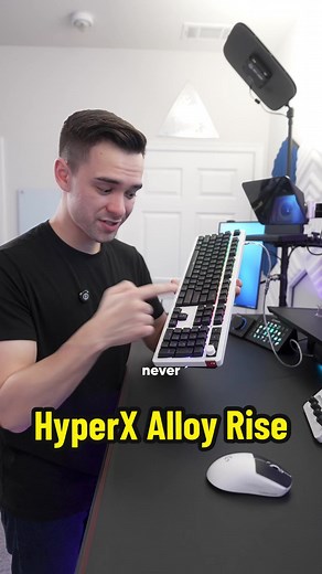 Completely customizable keyboard 🔥 Checking out the @HyperX Alloy Rise Full Size Gaming Keyboard ⌨️ 🧲 Magnetic top plate & badge 🥵 Hot swap switches ⛽ Gasket mounted 💡 Ambient light sensor I'm liking what I see! The typing experience feels great, and the customization options are pretty sweet I forgot what it was like to have a full size keyboard 😅 The HyperX Alloy Rise is also available in 75% Full disclosure: HyperX sent this out to me to check out, but they didn't review this post before