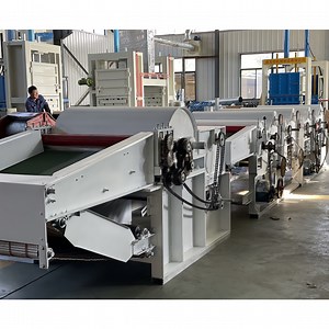 Textile waste recycling machine