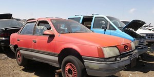 Junkyard Treasure: 1986 Ford Taurus MT-5