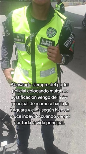 Abusadores que son dónde quienes están infringiendo normas son ellos una alcabala dónde no hay conos ni señalización y peor aún una av principal donde no hay ni cruses y según ellos Cruze en un lugar indebido #nomasabusos #policiadecaracas #abusodeautoridad @Policía Nacional #diosdadocabello #comparte