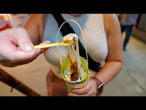 Cheap & Delicious Street Food at Night Markets in Thailand