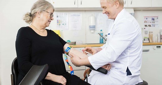 Blood test: eGFR (estimated glomerular filtration rate)