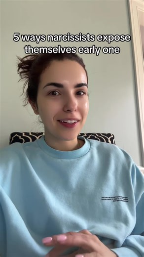 5 Signs of Narcissistic Behavior You Should Know