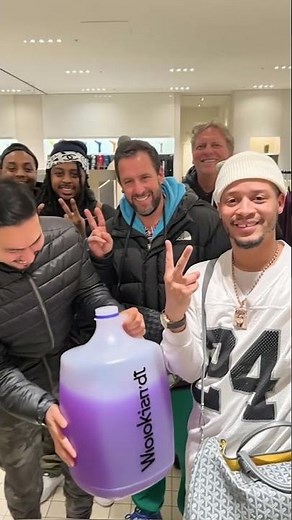Veeze, Babyface Ray and Adam Sandler link up in Lenox Mall for a new movie👀