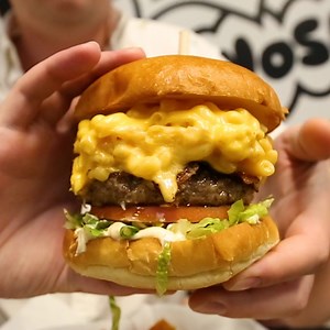 2.1M views · 6.4K reactions | MAC AND CHEESE burgers and tots! | Insider Cheese | Facebook