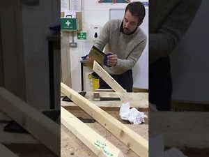 How to cut in a hip roof - the easy way with ready reckoner