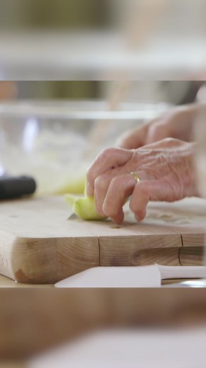 Mary's mini apple and almond cake recipe takes only 60 minutes to prepare and cook and can be served warm as a dinner party dessert or cold as a delicious picnic treat. #MaryBerry #MaryBerrysAbsoluteFavourites #MaryBerryRecipes | Mary Berry the cook