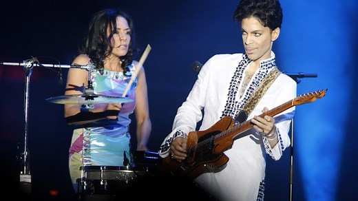 Watch Prince Cover Radiohead's 'Creep' at Coachella