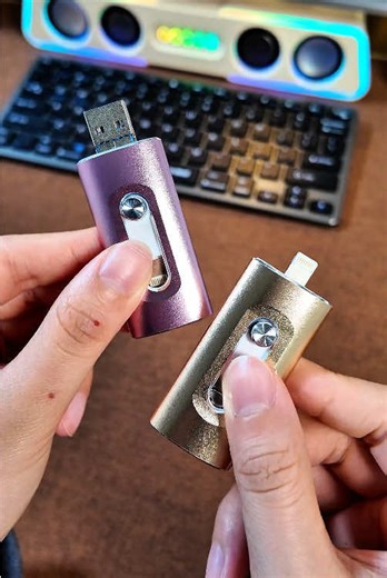 3-in-1 Flash Drive: Save 250k Photos & 500 Hrs Videos