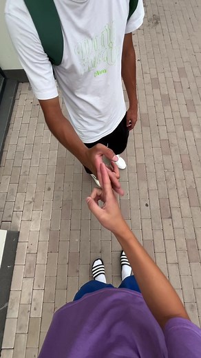 Cool Handshake Ideas and Tutorials