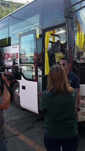 Bus 142: Tago Mona Stewardess Experience