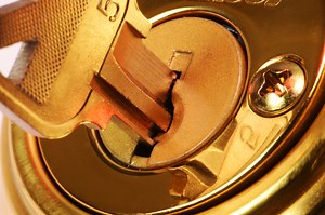 Does Home Depot Rekey Locks? (Plus Costs & Alternatives)