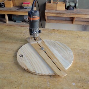 390K views · 5K reactions | Circle Cutting Technique Using Router and Router JIG | Woodworking TV | Facebook