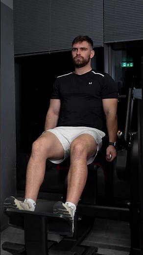 Back extension machine #fitness #gymexercise