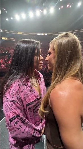 Is this the greatest Women's fight of all time? 👀 #ufc324