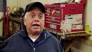 Watch Last Stop Garage Season 1 Episode 7 - Grit Hits the Fan