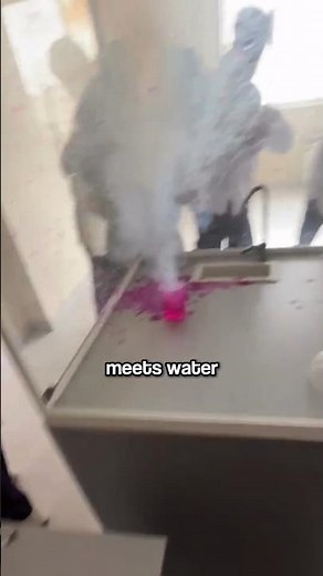 The Sodium Experiment Shocked Everyone ⚡