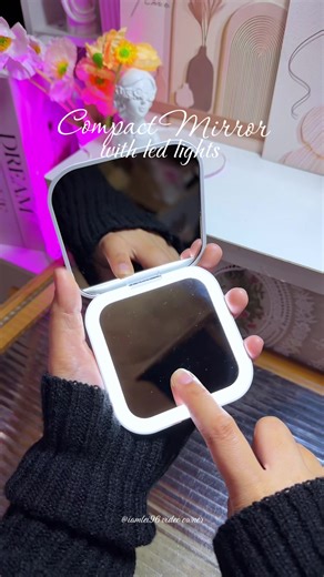 Portable Compact Mirror with LED Light Review