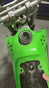 how to replace a throttle cable pt1. #klx140 #broken throttle cable