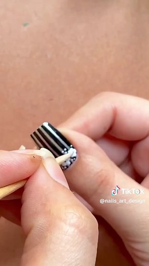 Easy Nail Art Design Tutorial 💅