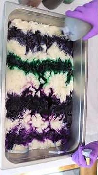 Immersion dyeing sock blanks & yarn skeins the same colorway