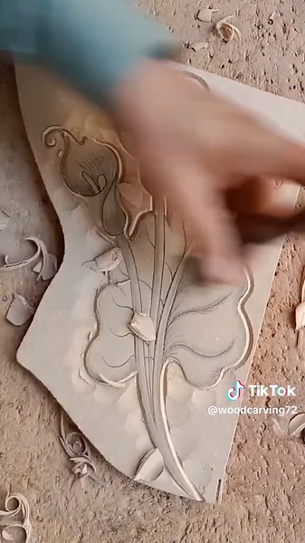 Wood Carving Flowers: Step-by-Step Leaf Tutorial