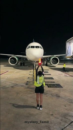 ✈️ Aircraft Tugs – The Tiny Trucks That Move Giants! #shorts