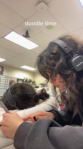 Hand Doodle Ideas: Creative Ways to Doodle on Your Hand