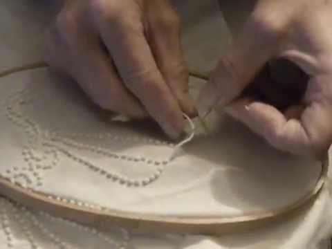 Making a Colonial Knot