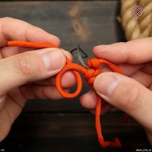 4K views · 57 reactions | How to Make a Paracord Bone Zipper Pull | The Weavers of Eternity Paracord | Facebook