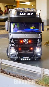 Remote Control Tow Truck // RC Wrecker // RC Trucks 🚚 #rc #rctrucks #modellbau | Bikonkav RC Trucks