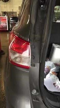 Ford Escape tail light replace