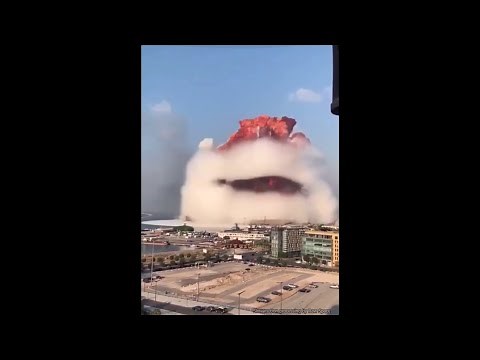 Beirut Explosion in Slow Motion, 2 angles (4 Aug 2020)