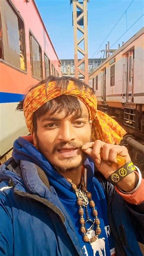 Bap Ji Anil on Instagram: "#re beta...#viralvideos #pura dekho..bap ji anil #new #me #bihar #madhubani #bisfi #darbhanga #new #me #friends #mahakal #mahadev #bholenath #dostiyaari #bholenath #instalike #instadaily #instamood #instavloger #mahadev ♥️ 👌 😀 👍 😄 🎶 ♥️ #Mandal_fols_gajeri_vloger80 #bapjianil #mandal brand #Sahu brand #Nishad brand #bapjianil #instamood #isnstadaily #instaviralvideo #mahakal #bholenath #mahdev_lover ♥️ 👌 😀 #maa #love ♥️ 👌"