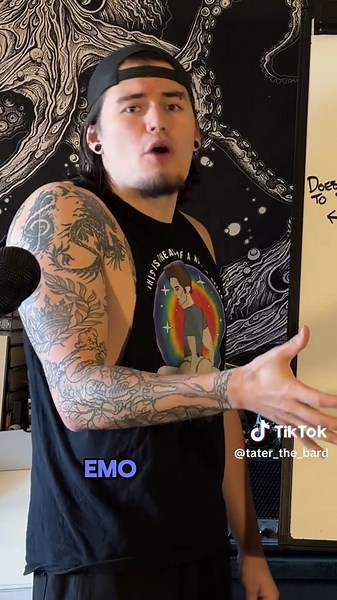 Sorting the d&d classes onto a random chart I found on TikTok because it made me giggle a little bit. @Pete Ballmer made the origional graph #dungeonsanddragons #dungeonsanddragonsmeme #dnd5e #dndtiktok #dndhumor