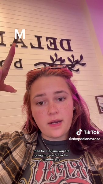 Guide to Converting Clothing Sizes for Women