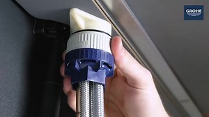 15 reactions | Replacing your kitchen tap does not have to be as daunting as it sounds. With 헚헥헢헛험 헤혂헶헰헸헙헶혅 헣헹혂혀, installation only takes less than a minute, and no fancy tools needed. Discover more GROHE technologies at our partner stores - https://www.grohe.sg/en_sg/our-service/showrooms-installer.html | GROHE | Facebook