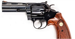 Rare Snake Gun Sighting: the Colt BOA