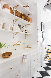 17 Kitchens That Will Convince You to Try Open Shelving