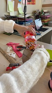 Piñata artist 🪅 on Instagram: "A quick tutorial for a mini pull string piñata! 🪅 • • 🩷 More tutorials are available on my website under “courses” ☺️ or click the link in my bio 🩷"