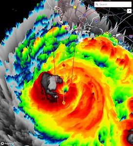 Hurricane #Ida is now less than 24 hours away from landfall on the Louisiana coastline as a CAT 4 major hurricane with forecast sustained winds near 130 MPH around the time of landfall. | RadarOmega