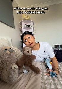 her room is the complete opposite of mine 😭 @trina #sisters #relatable #bedroom