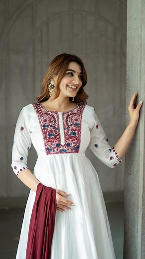 Annaya’s on Instagram: "Embrace elegance with Annayas’ exquisite white Anarkali dress, crafted from soft, flowing fabric that drapes beautifully. Adorned with intricate embroidery on the bodice and sleeves, this piece blends traditional charm with modern grace. Paired with a deep maroon dupatta, it’s a perfect choice for any festive occasion.🪞🤍✨ Book your order now DM For enquiries Checkout on our website:- www.annayasbyannuandnaiya.com Shop the look now and redefine your wardrobe with Annayas