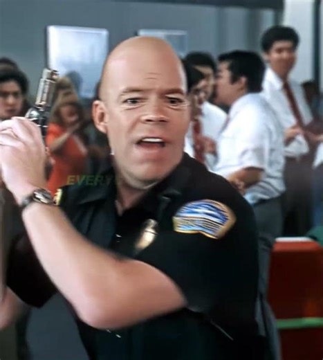 "MR. BEAN IS TOO FUNNY" | Bean | NO BATIDÃO (slowed) #edit #shorts