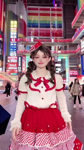 Automatic gear shifting #dance #cosplay