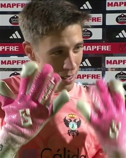 Jamie Gonzalez Plans to Frame His Gloves from Real Madrid Match